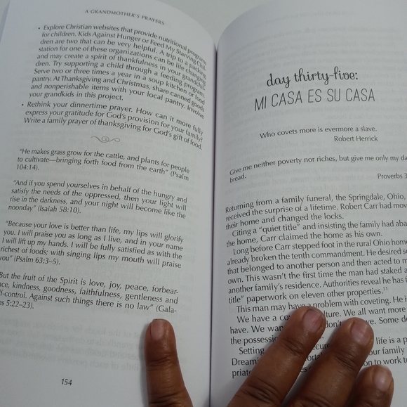 🏖 A Grandmothers Prayers 60 days of devotions and prayer by Kay Swatkowski - Picture 3 of 3